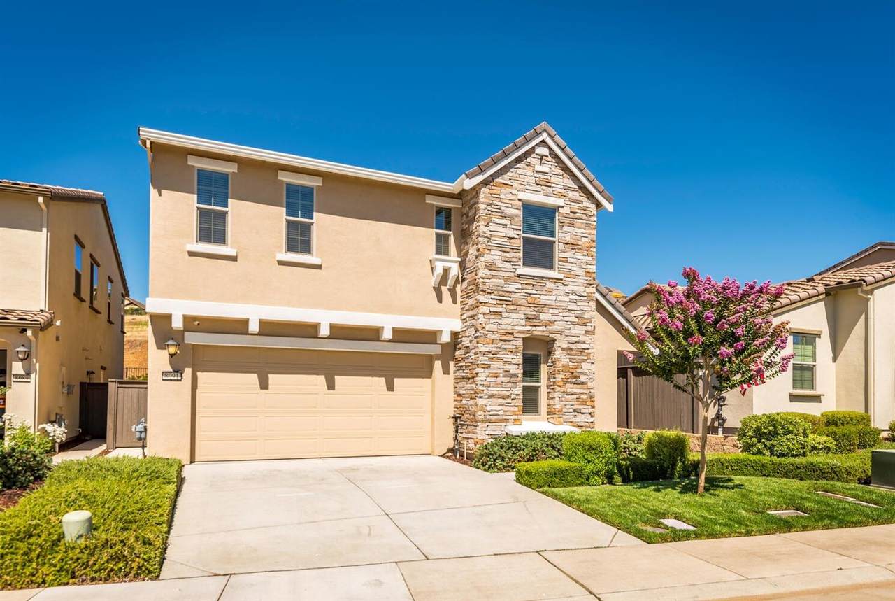 8091 Avanti Drive - Photo 1