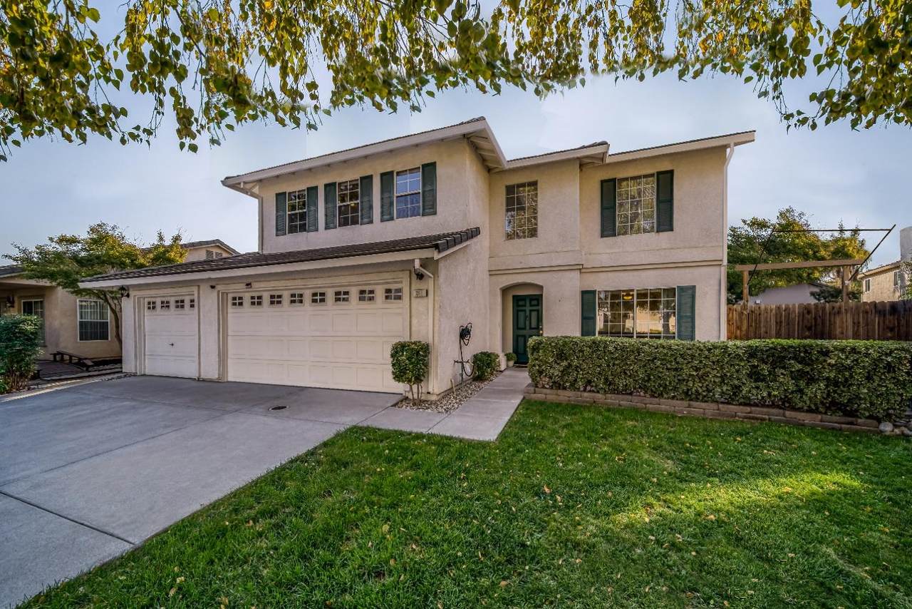 261 Ali Court - Photo 1