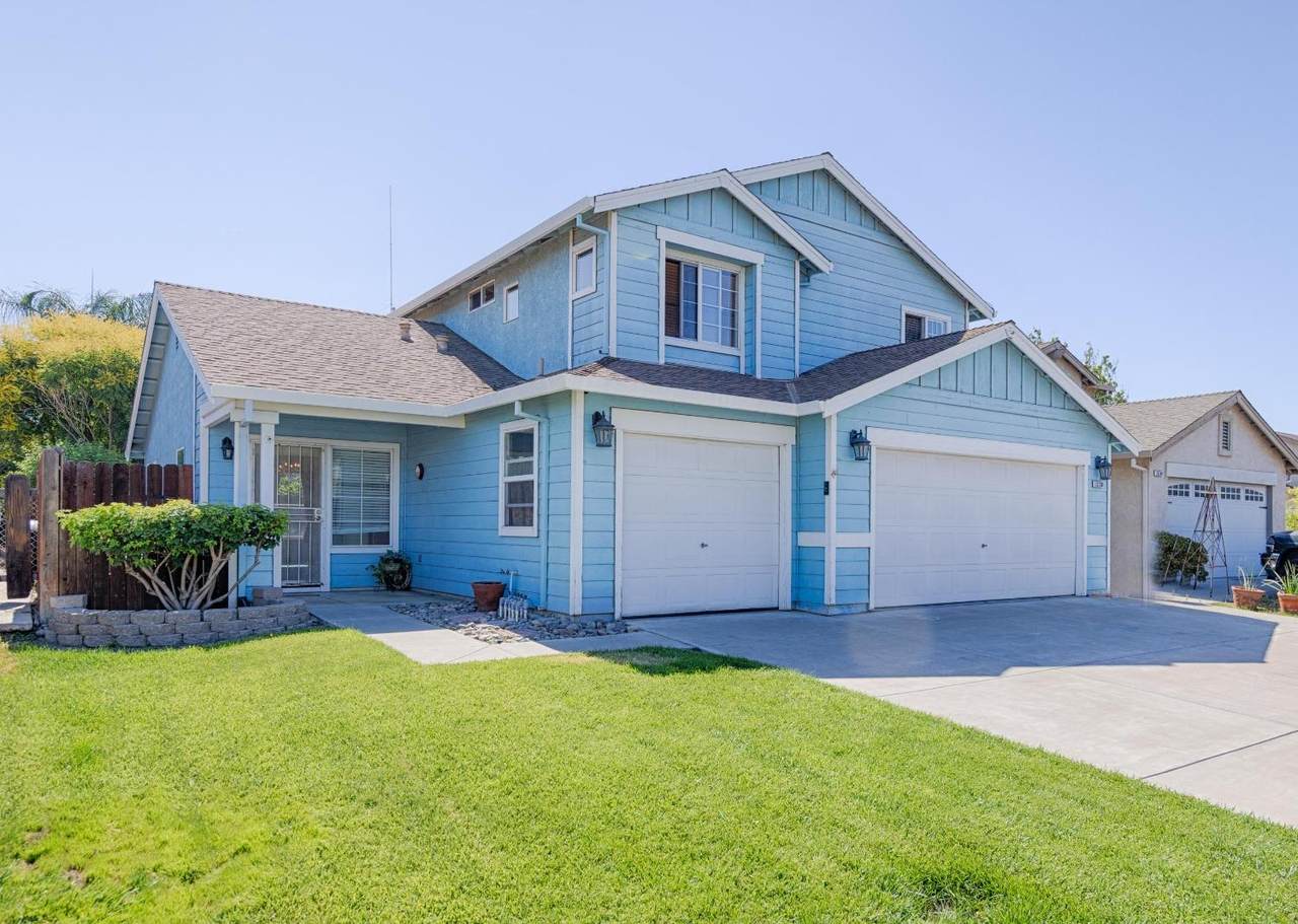 13730 Peridot Street - Photo 1