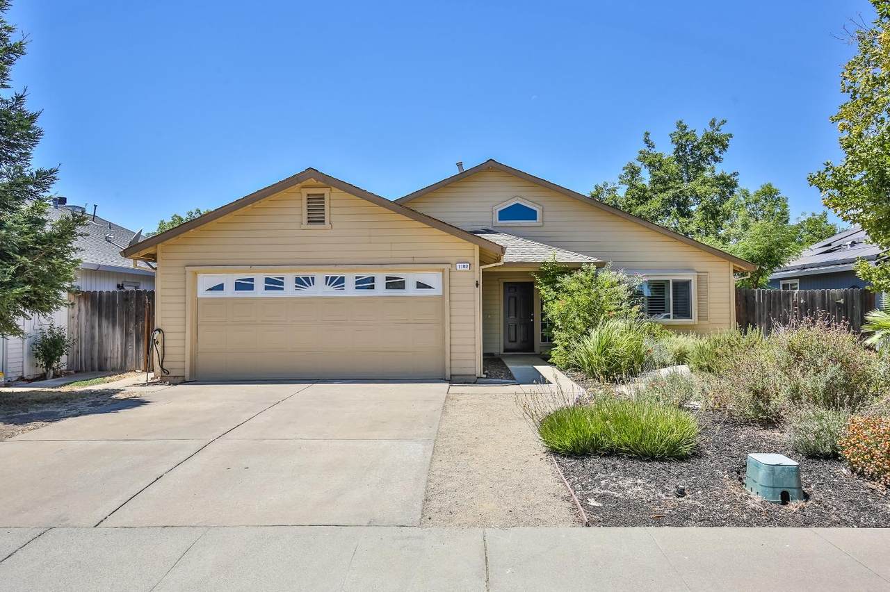 1102 Valley Oak Drive - Photo 1