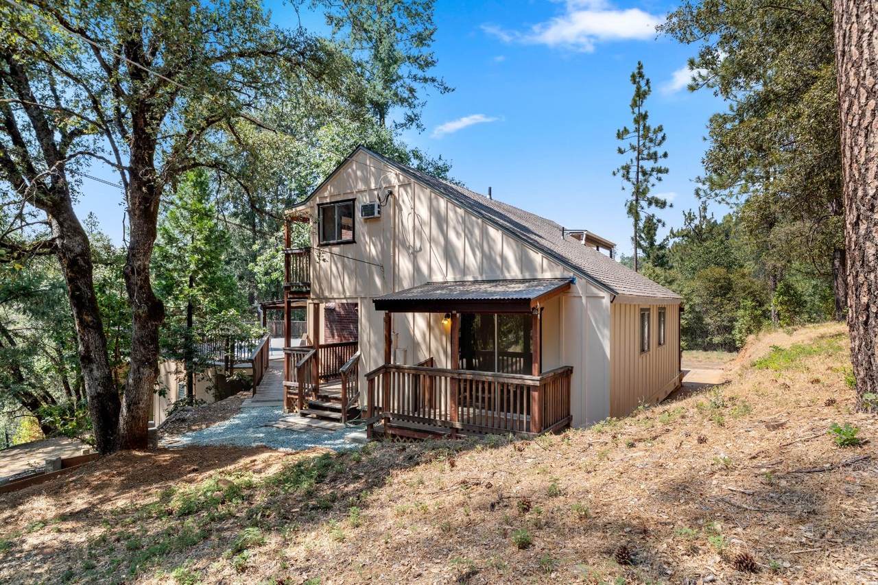 2639 Swansboro Road - Photo 1