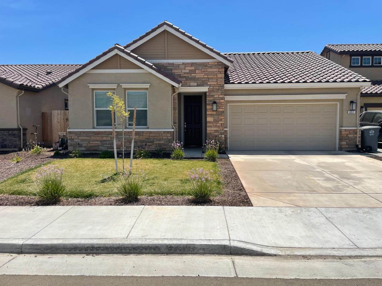651 Pinelli Drive - Photo 1
