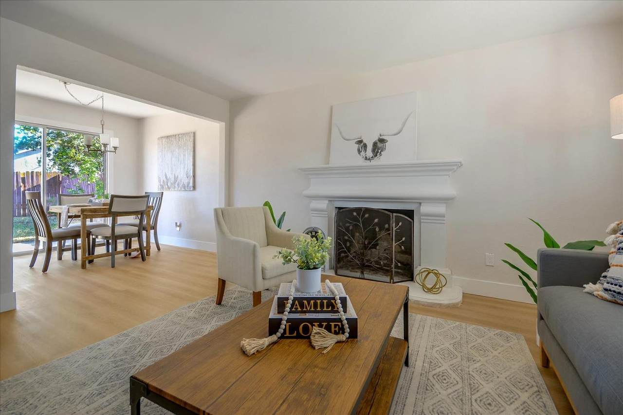 2718 Meadowvale Avenue - Photo 1