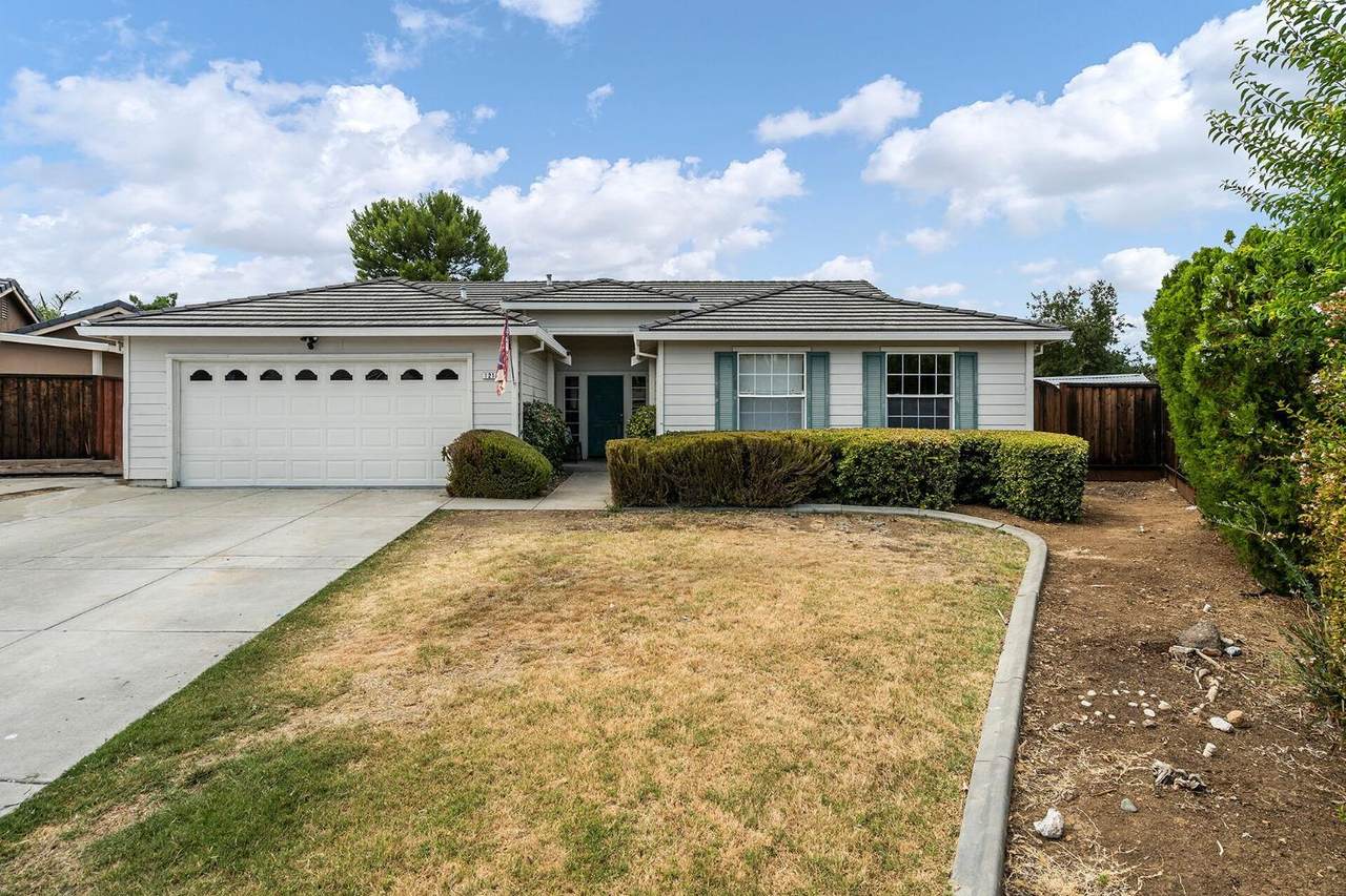 1217 Claremont Court - Photo 1