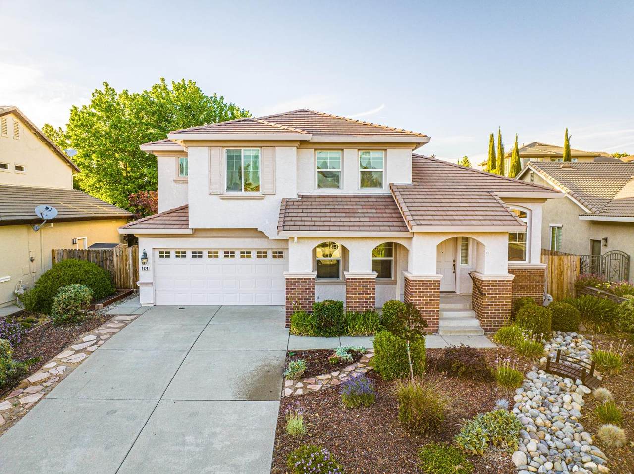 3025 Grasmere Circle - Photo 1
