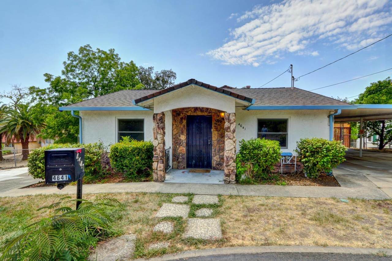4641 Pennsylvania Avenue - Photo 1