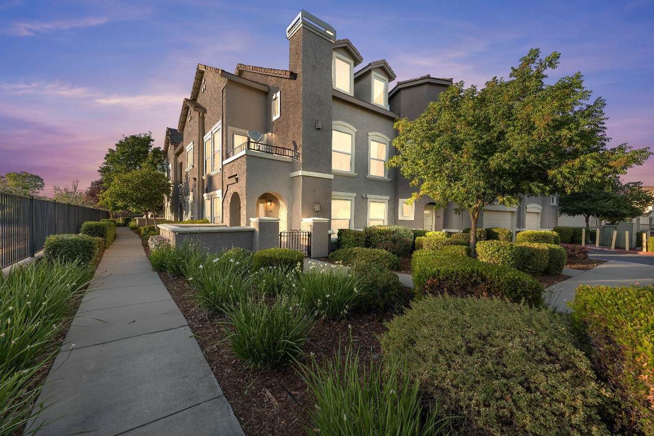 5472 Tares Circle - Photo 1