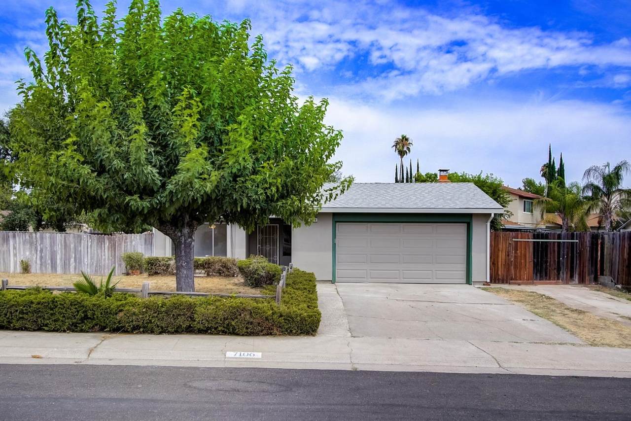 7106 Roca Way - Photo 1