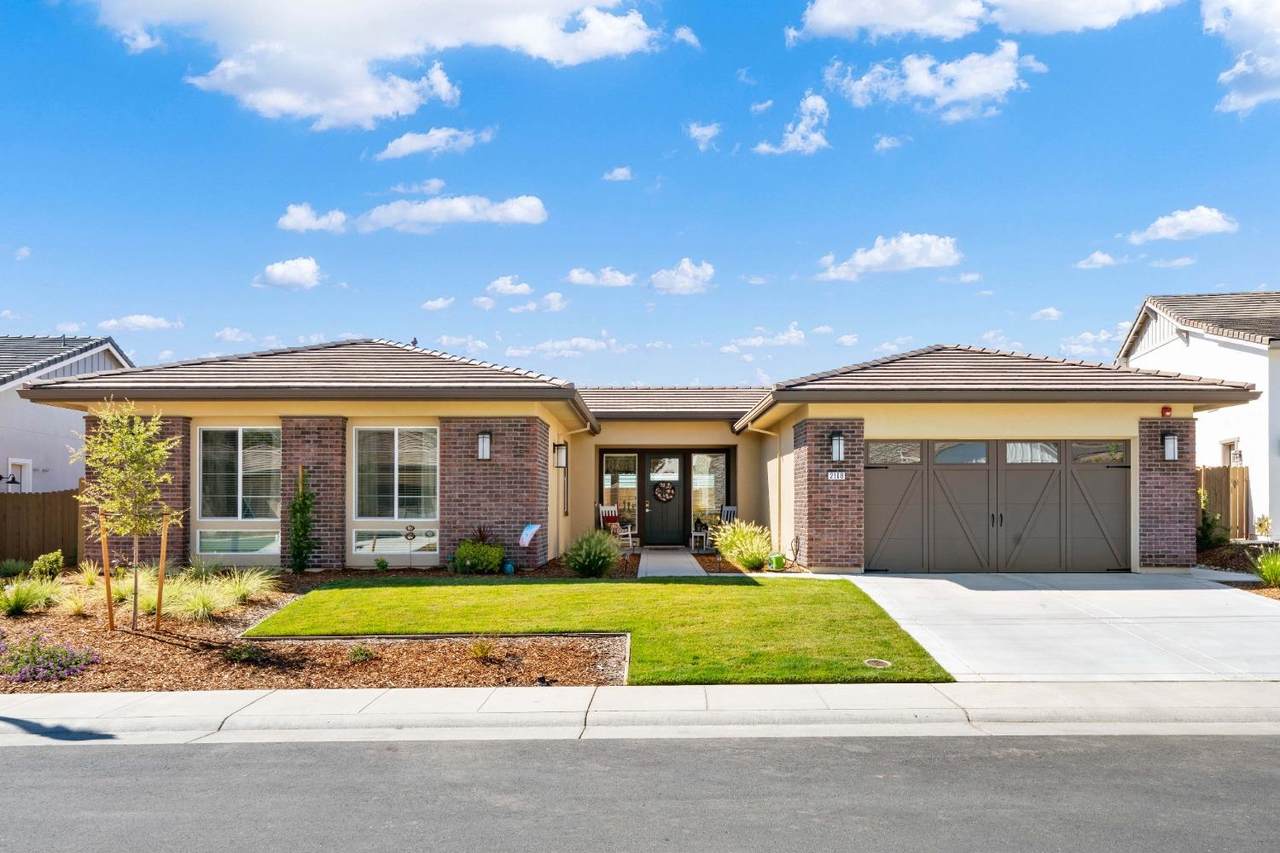 2168 Pinehurst Drive - Photo 1