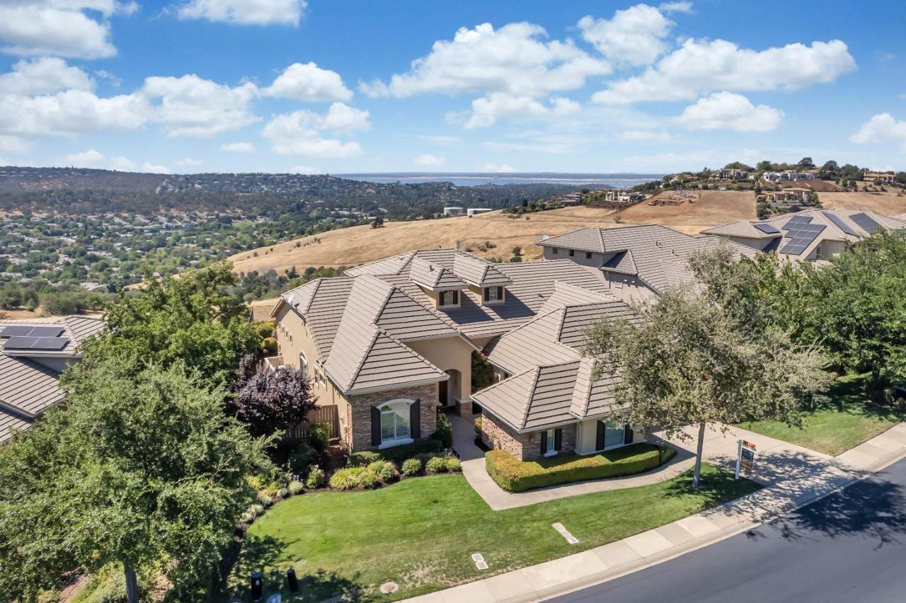 1110 Terracina Drive - Photo 1