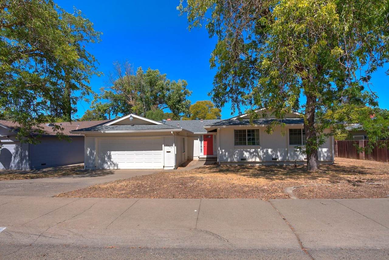 6301 Hilltop Drive - Photo 1
