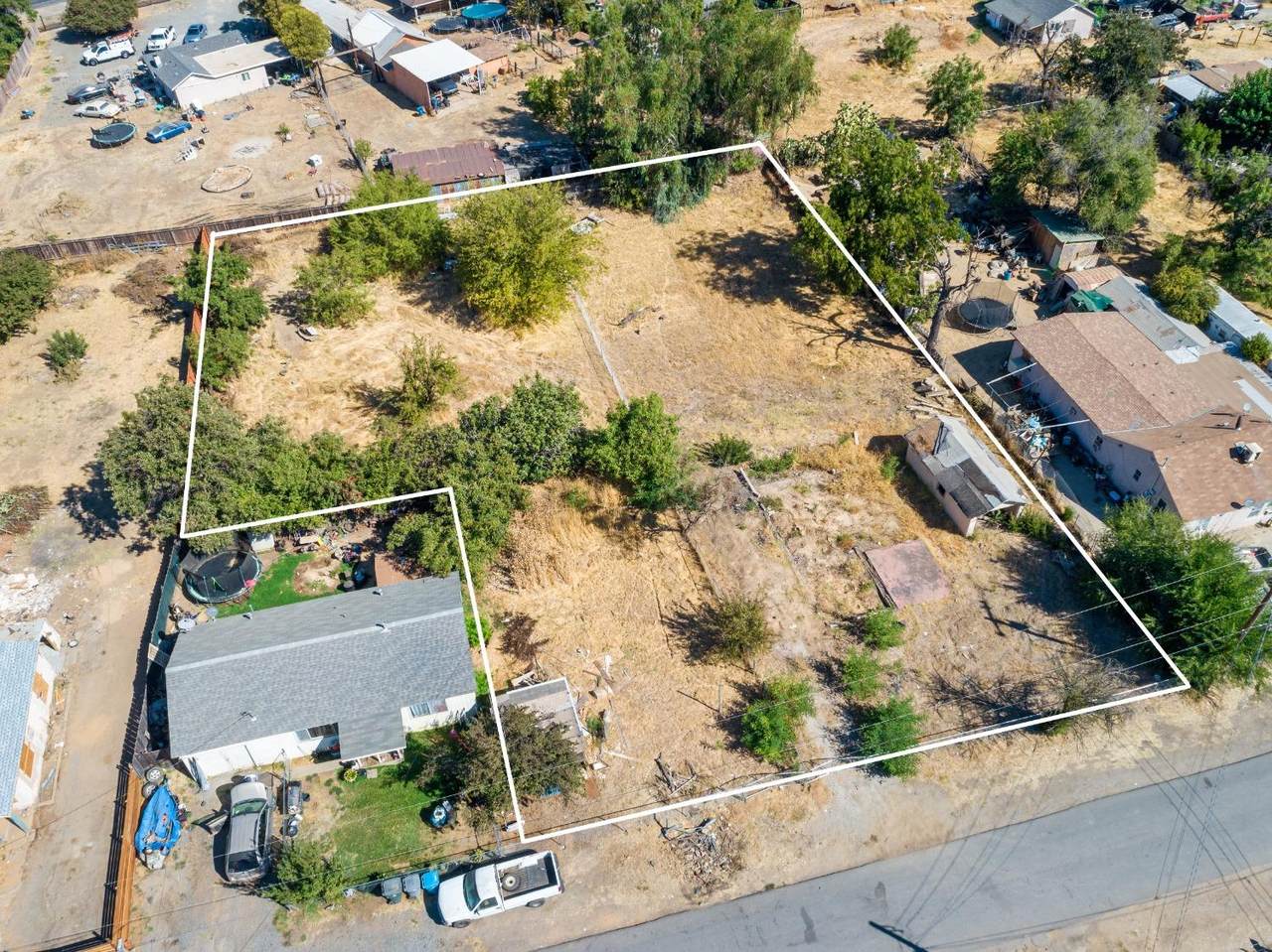 1499 Dodson Avenue - Photo 1