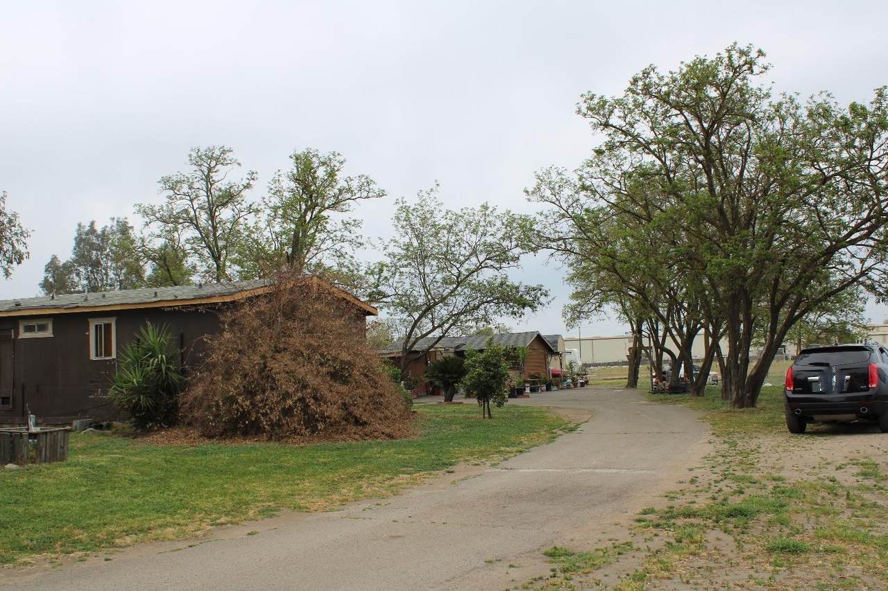 1911 Park Street - Photo 1