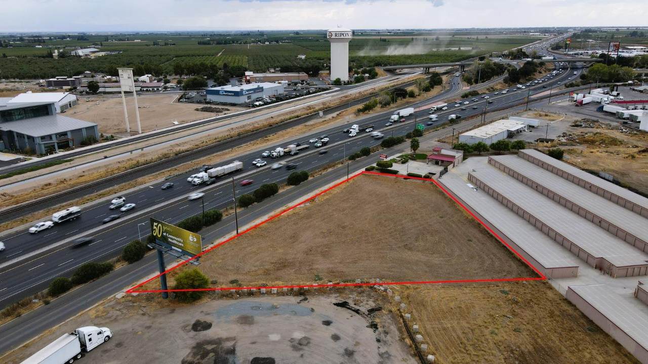 904 Frontage Road - Photo 1