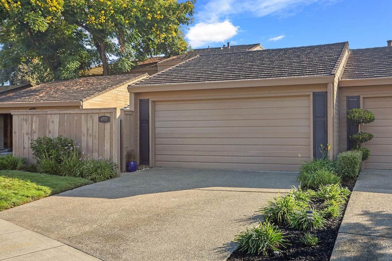4993 Gadwall Circle - Photo 1