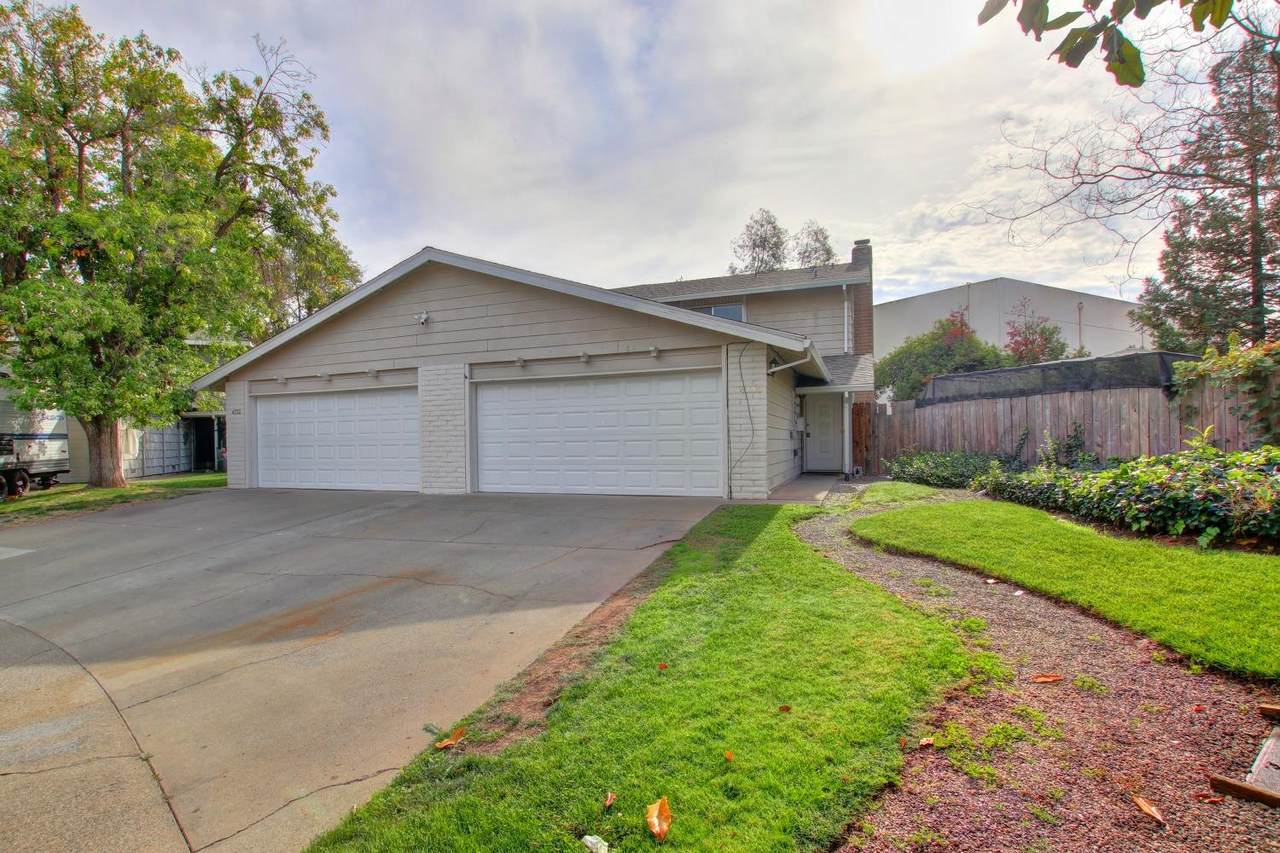 4730 Knapp Way - Photo 1