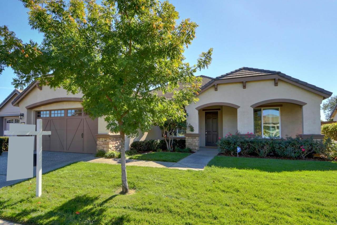7640 Chatsworth Circle - Photo 1
