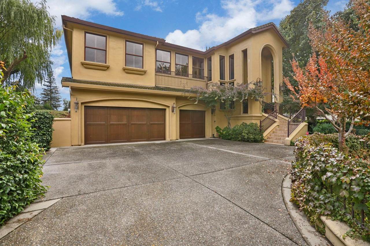 4520 Saint Andrews Drive - Photo 1