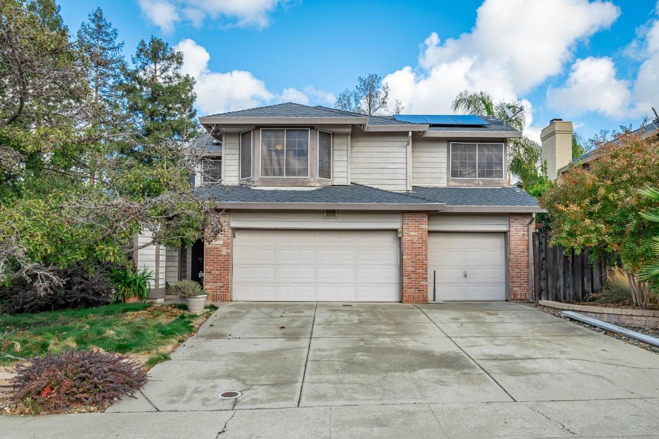 3331 Sandalwood Road - Photo 1