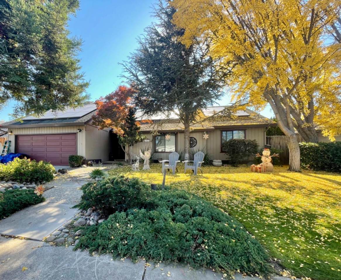 1953 Sunset Court - Photo 1