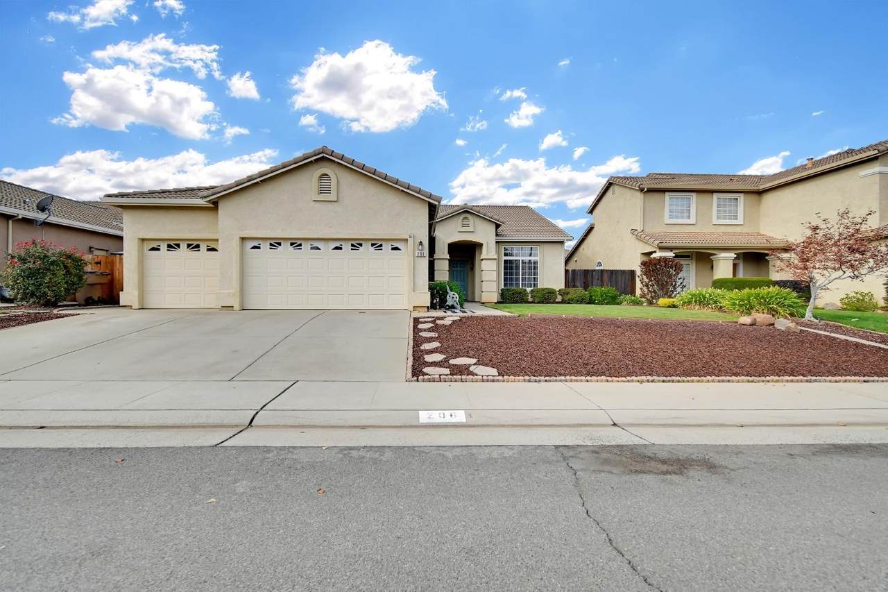 206 Wyatt Court - Photo 1