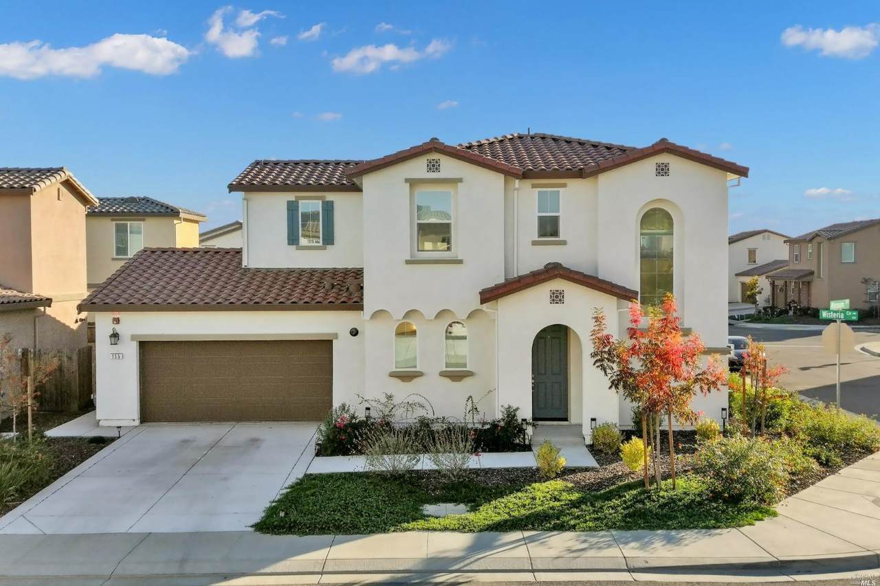 155 Wisteria Circle - Photo 1