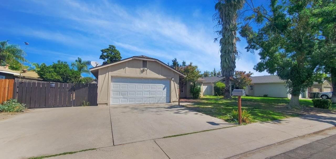 3025 Snowberry Lane - Photo 1
