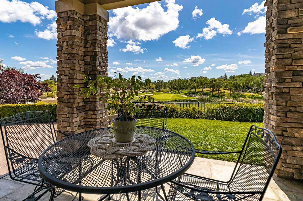 17 Flagstone Court - Photo 1