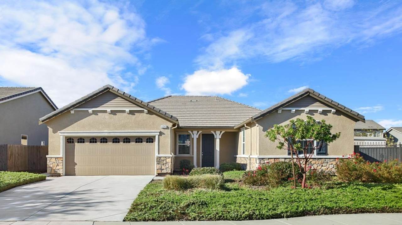 4243 Angelina Lane - Photo 1