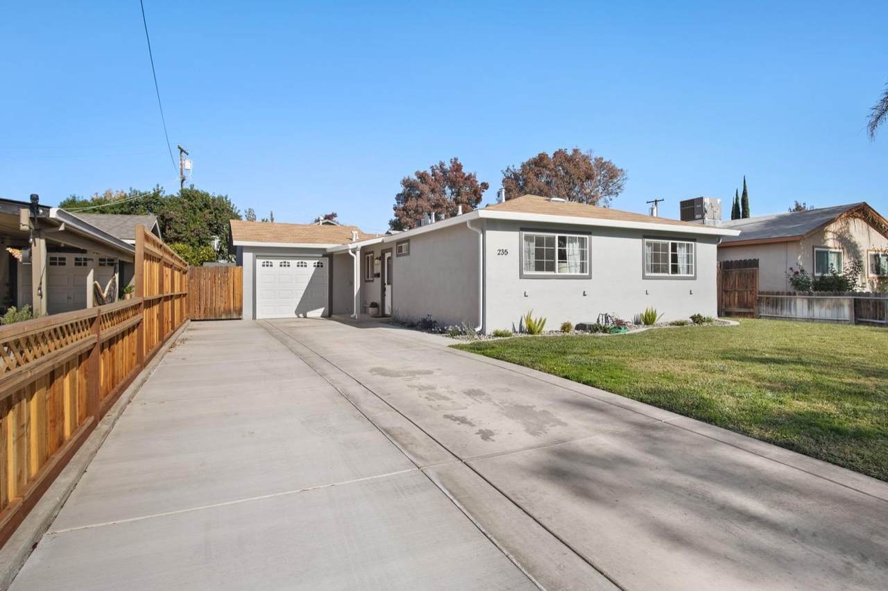 235 22nd Street - Photo 1
