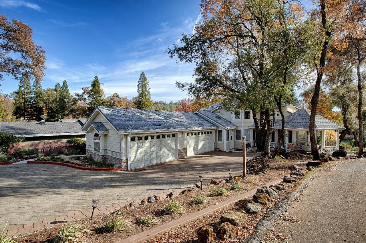 23690 Shadow Drive - Photo 1