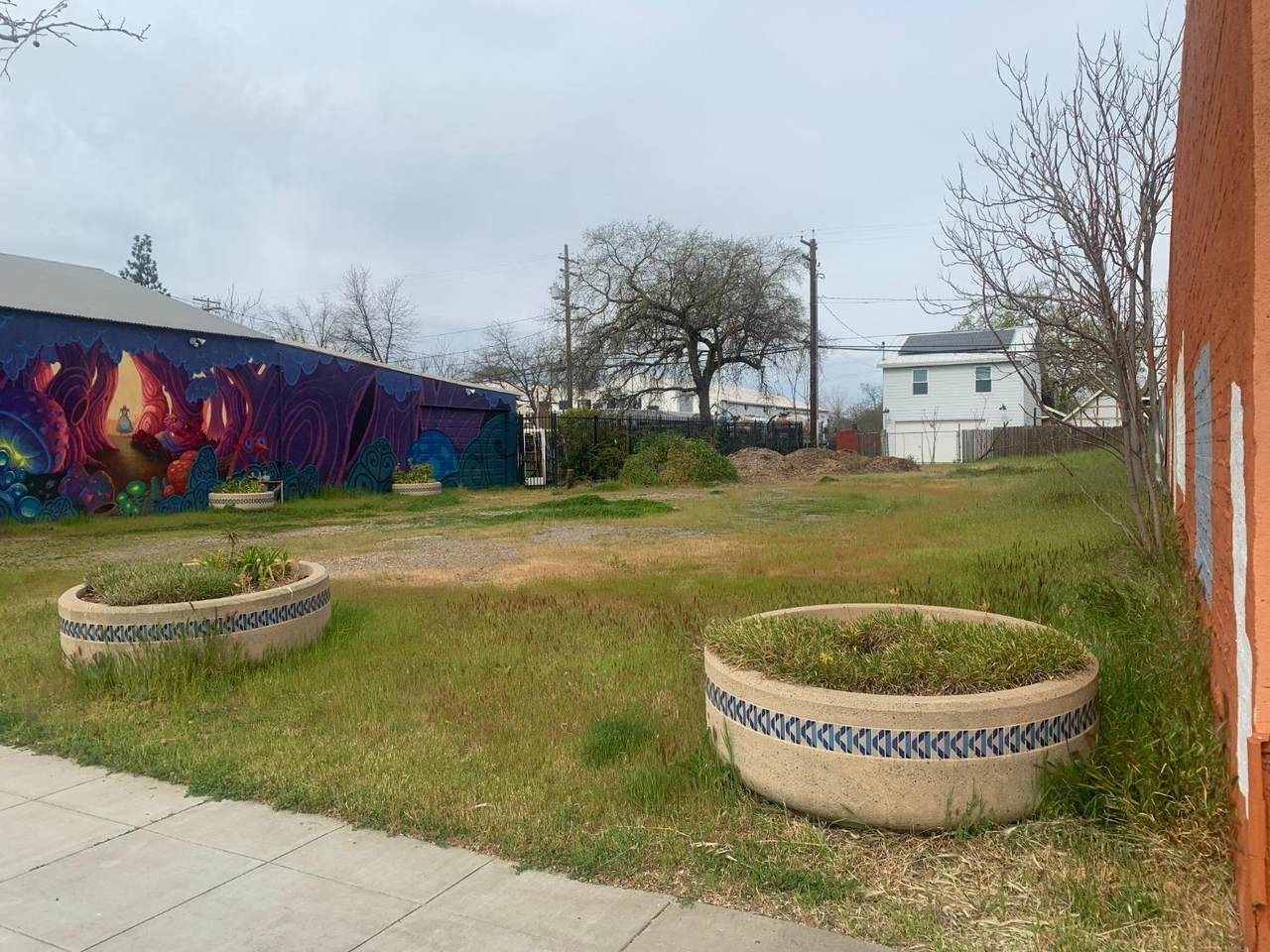 1313 Del Paso Boulevard - Photo 1