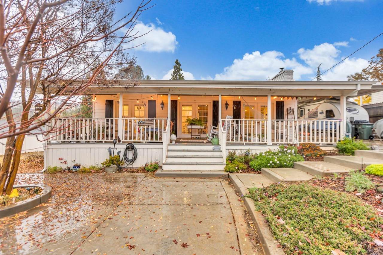 9169 Main Street - Photo 1