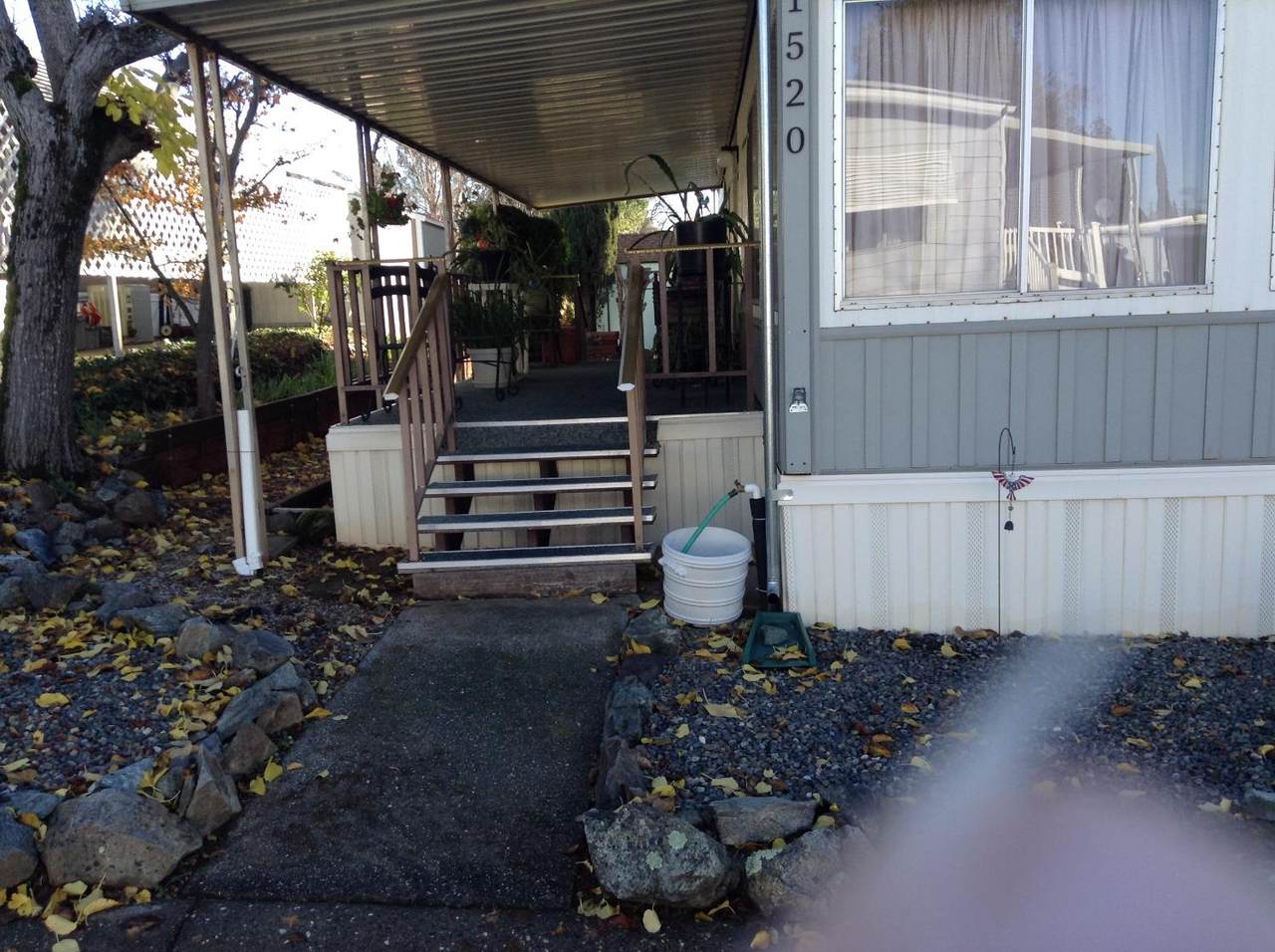 1520 Tulip Circle - Photo 1
