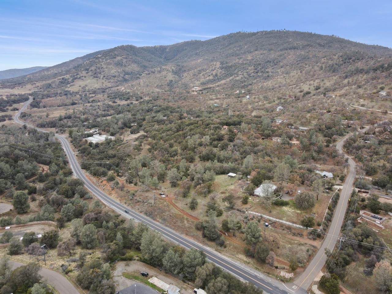 5015 Mykleoaks Road - Photo 1