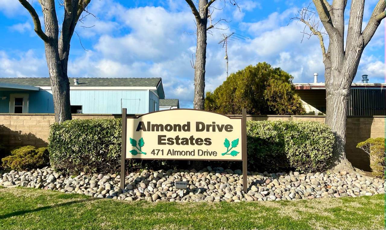 471 Almond Drive - Photo 1