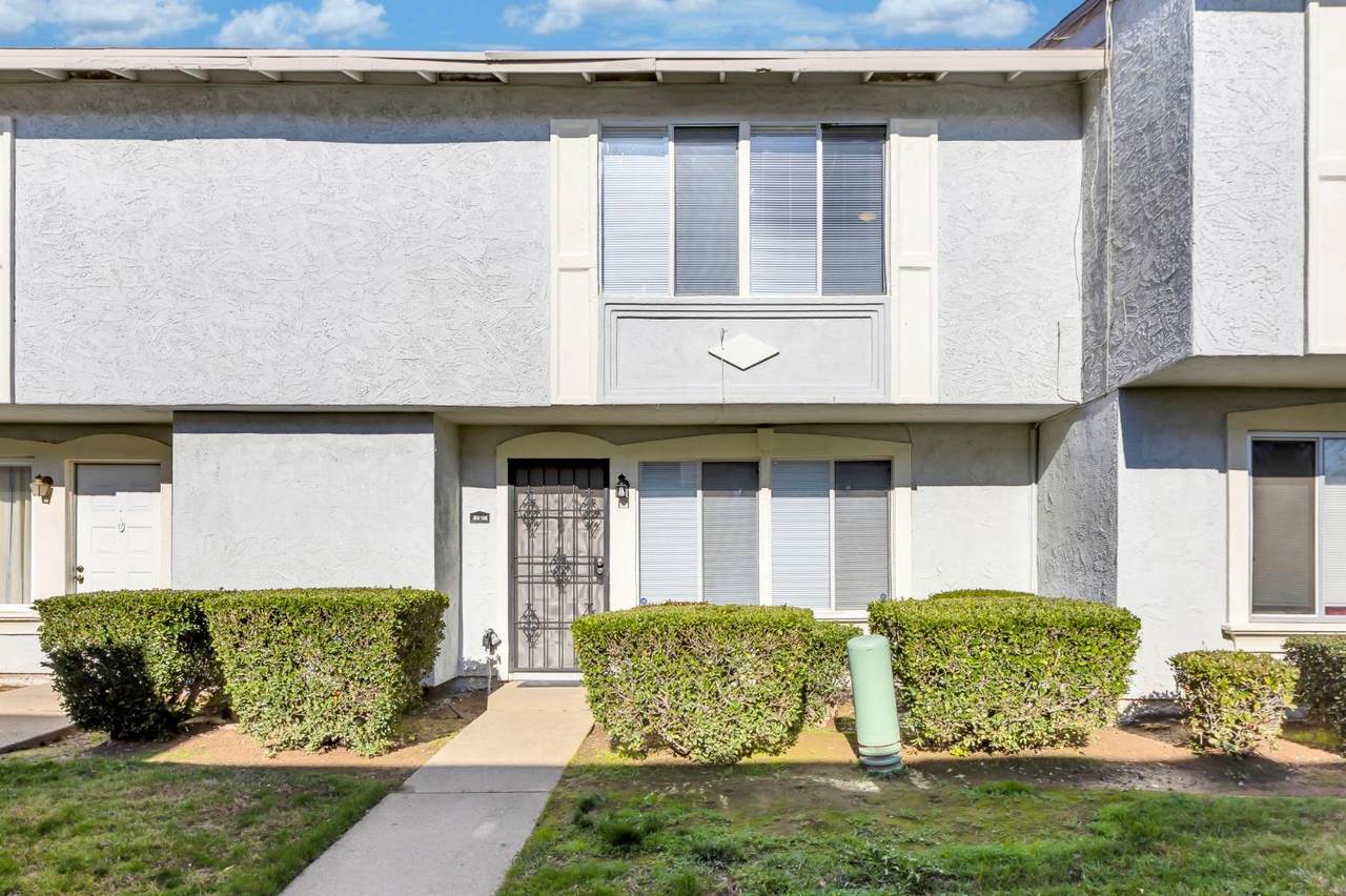 7650 La Mancha Way - Photo 1
