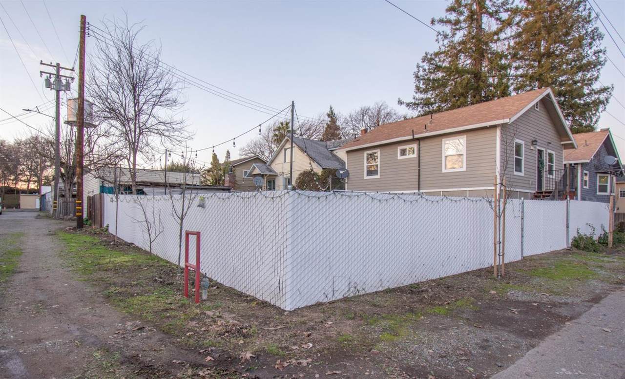 11780 Washington Avenue - Photo 1