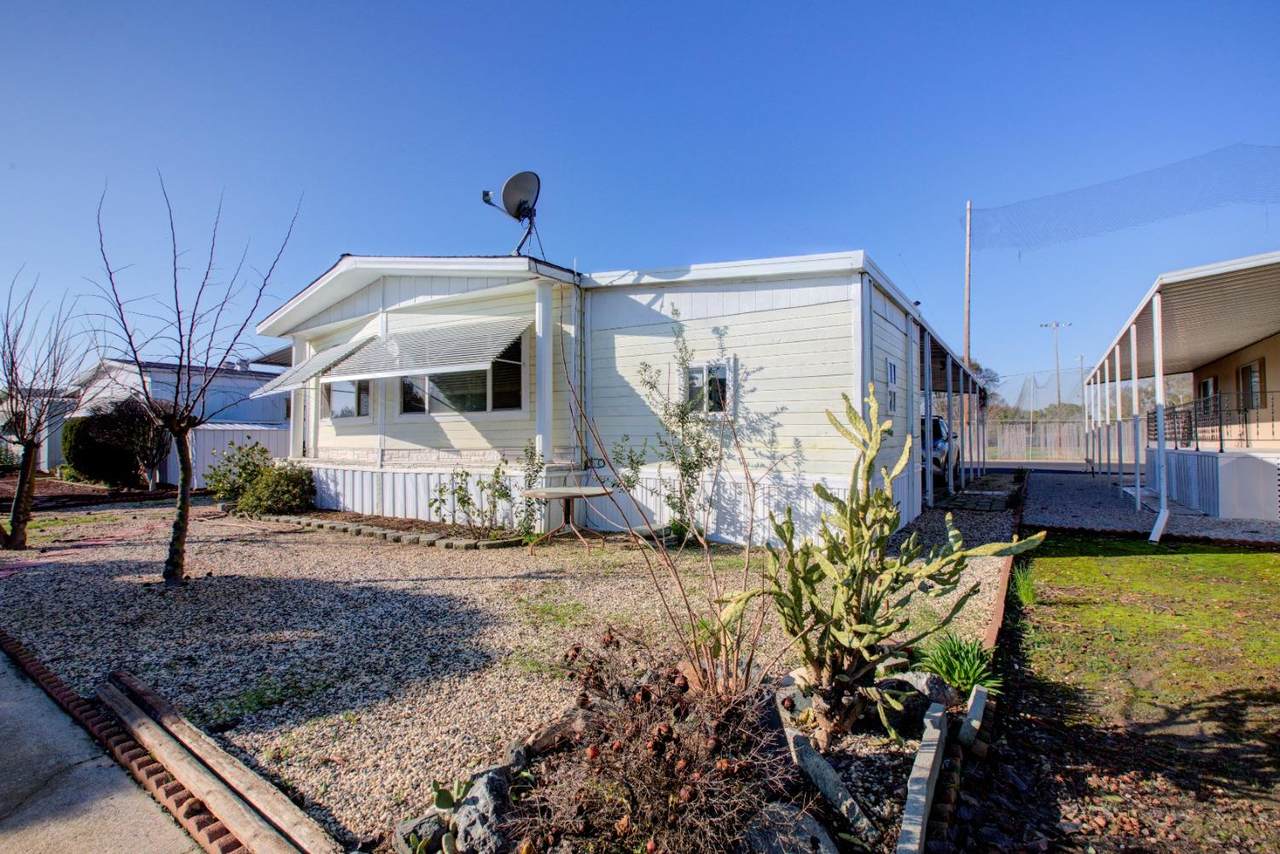2240 Golden Oak Lane - Photo 1