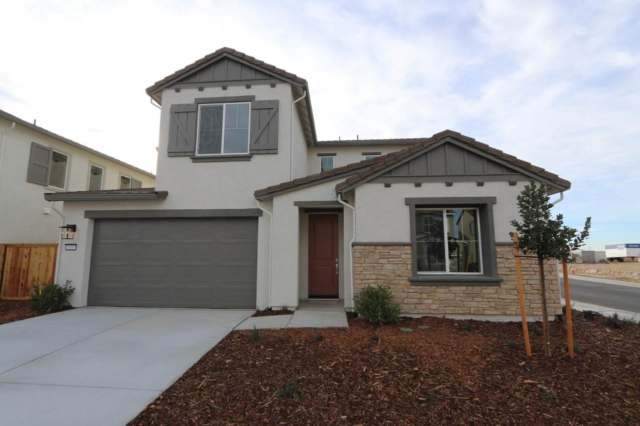 1105 Solar Flare Way - Photo 1