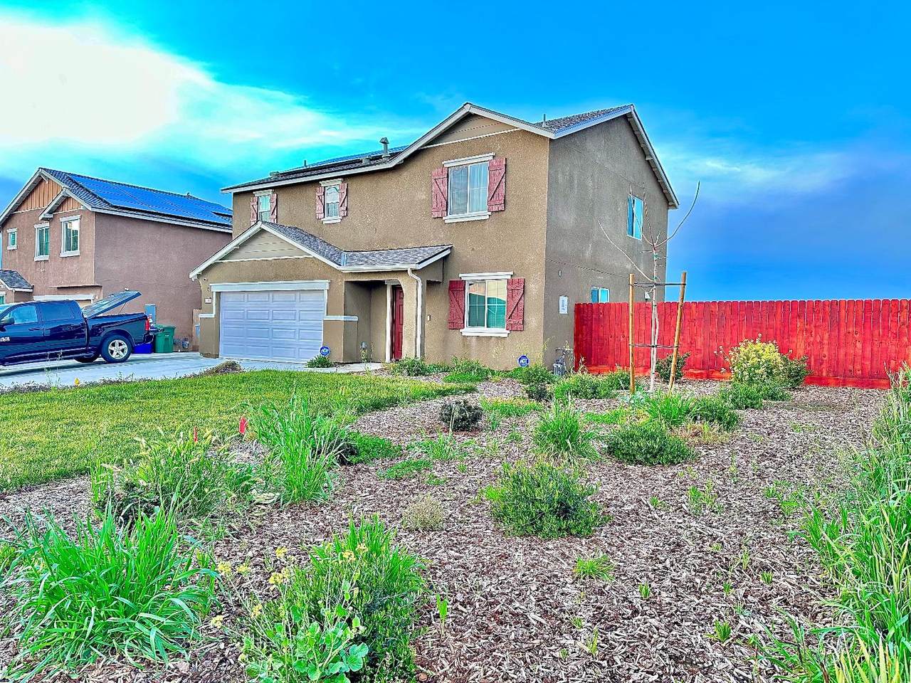 2010 Conadria Avenue - Photo 1