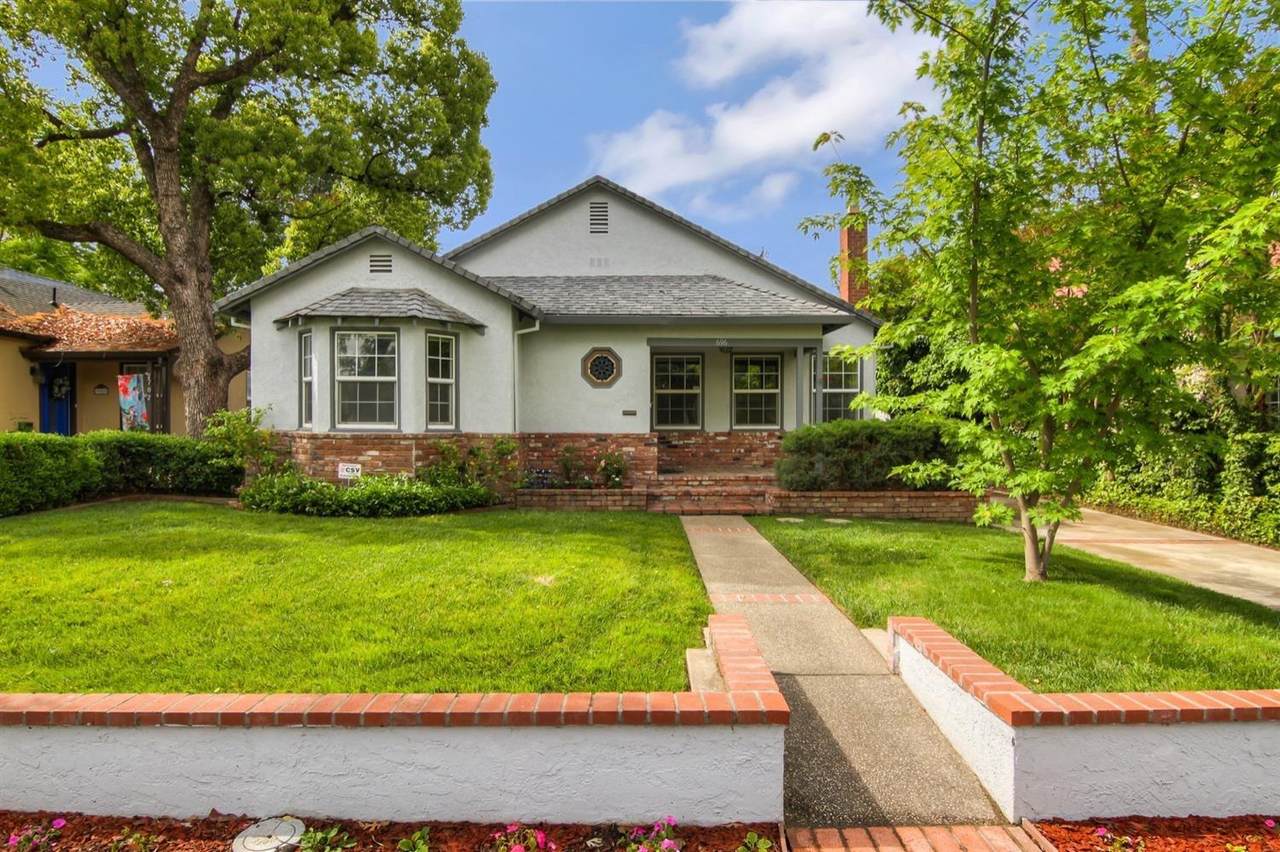696 Woodlake Drive - Photo 1