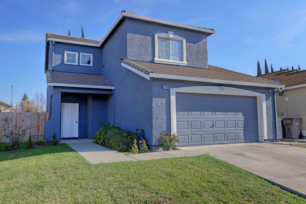 3158 Saginaw Street - Photo 1