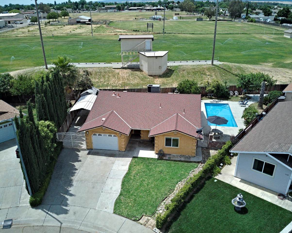 122 Jennifer Court - Photo 1