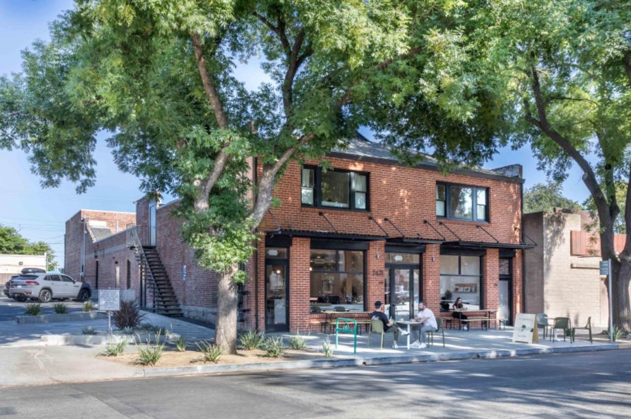 2421 17th Street - Photo 1