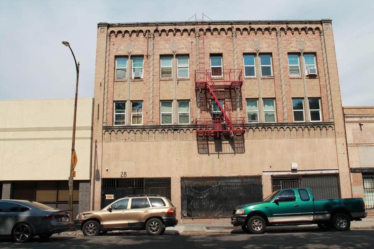 32 American Street - Photo 1