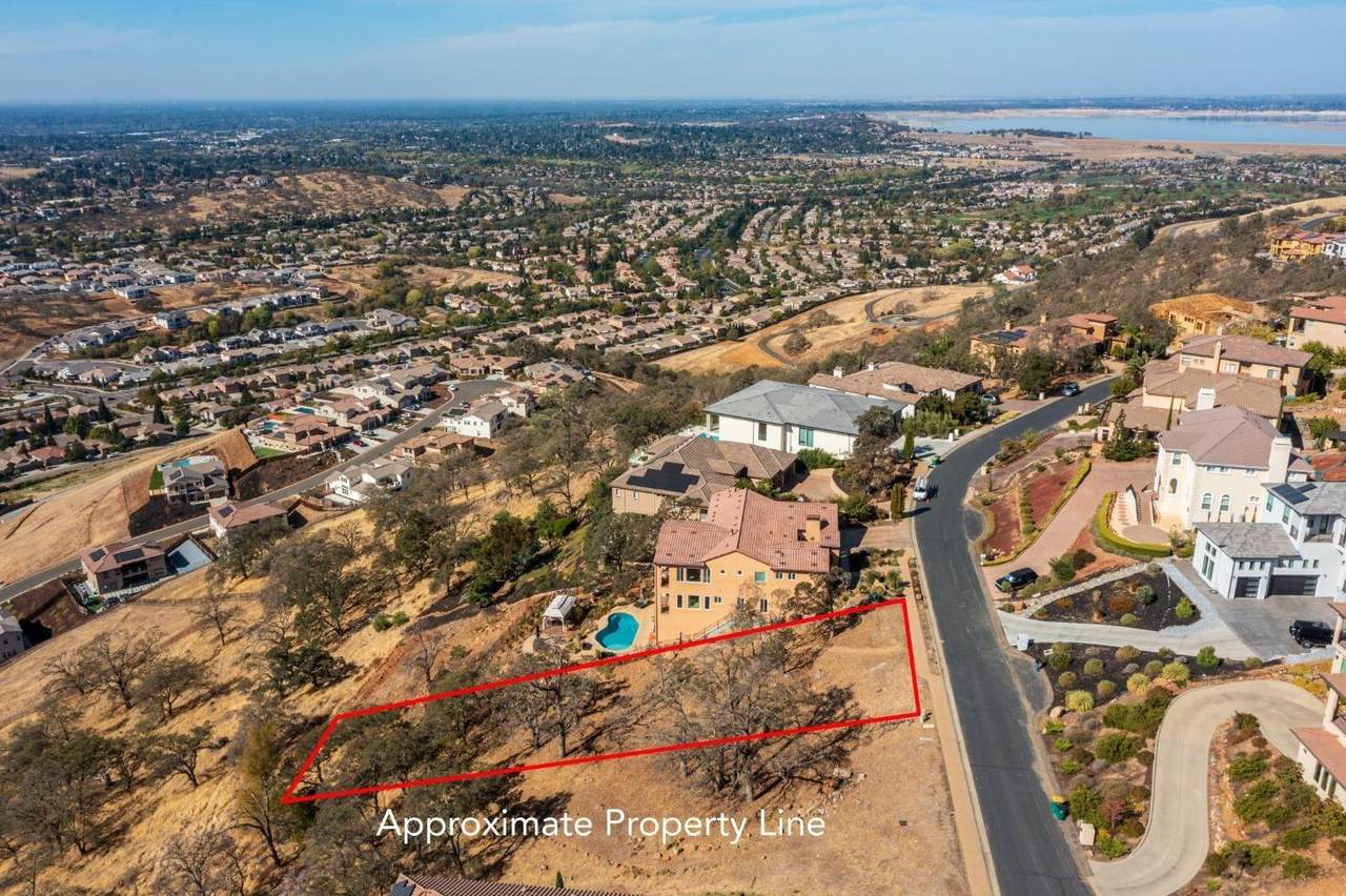 2774 Via Fiori - Photo 1