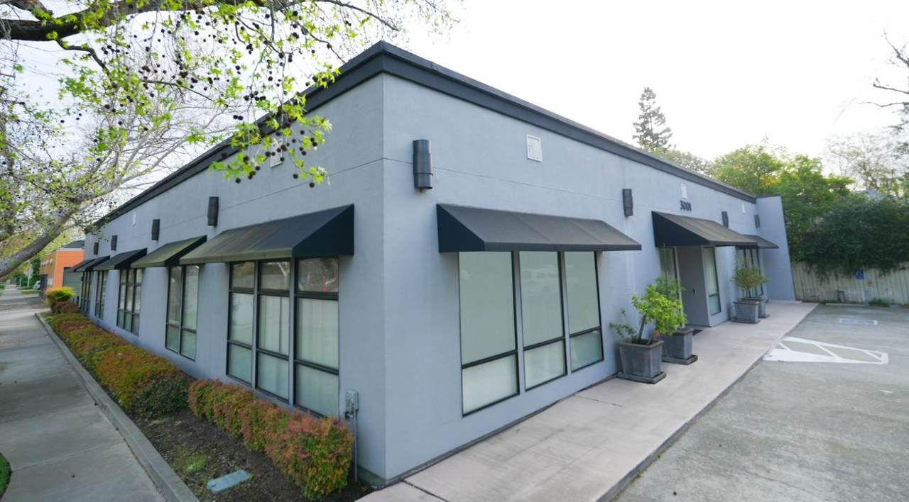 3001 E Street - Photo 1