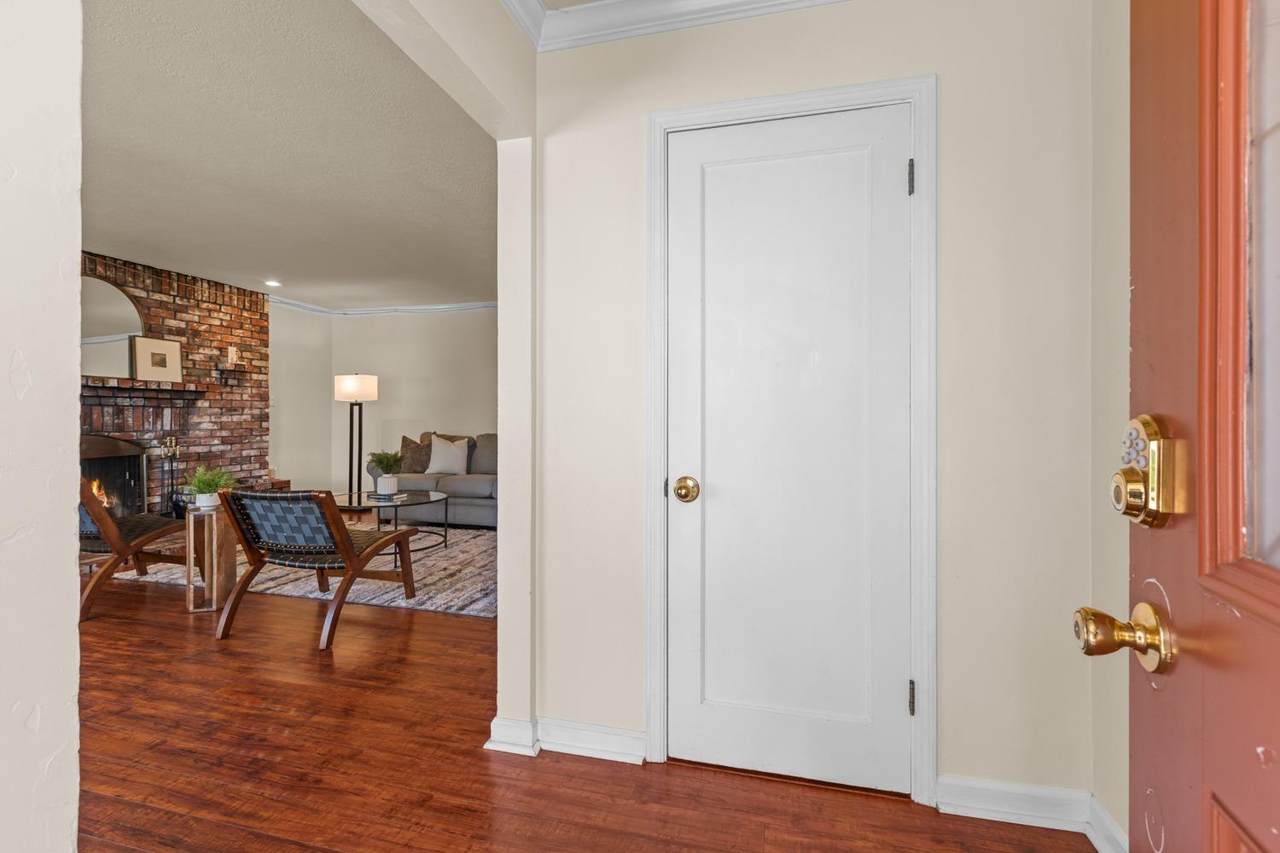 https://bt-photos.global.ssl.fastly.net/sacramento/1280_boomver_1_560839155-2.jpg