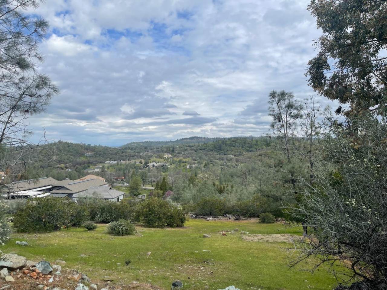 3022 Red Deer Court - Photo 1